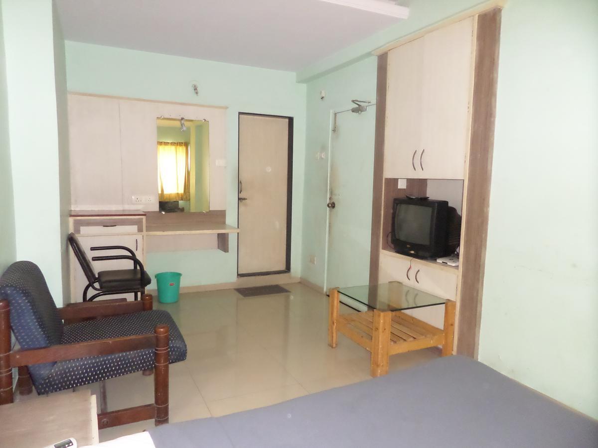 Hotel Sadanand Sāngli Exterior foto